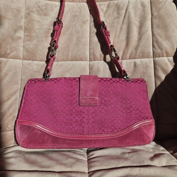 Coach Soho Signature Buckle Bag - Picture 2 of 14